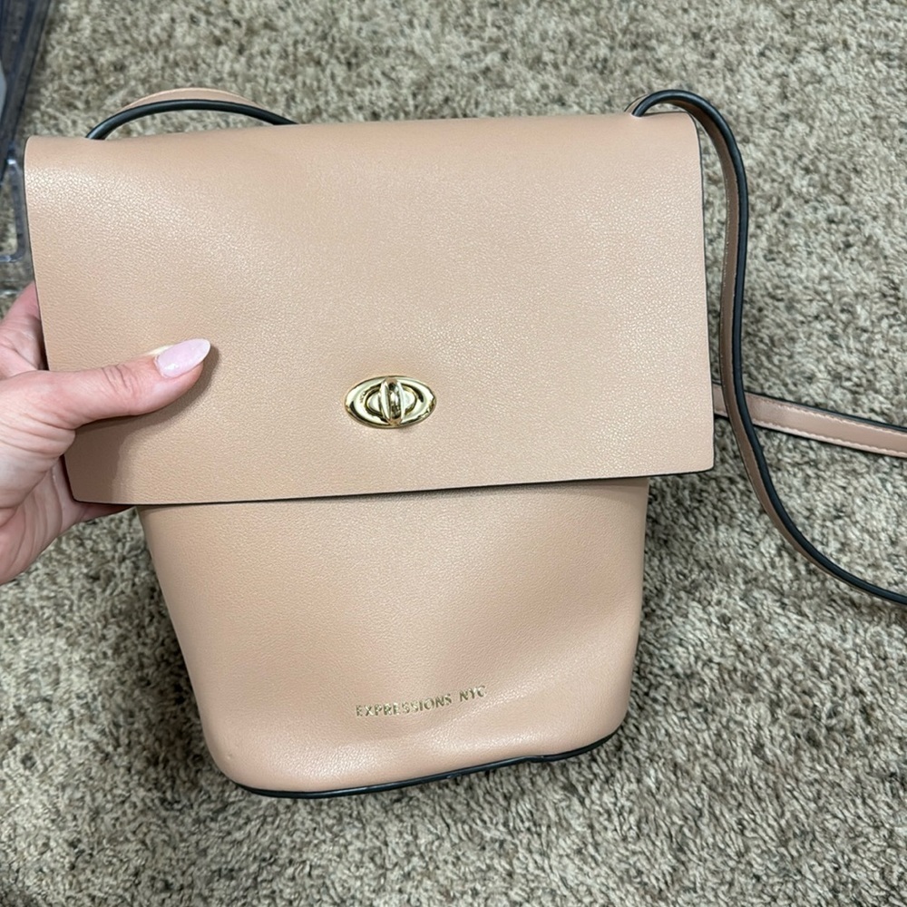 NWOT expressions NYC bag